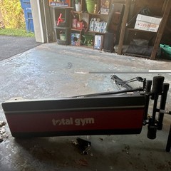 Total Gym 1400 Home Gym Machine Foldable Adjustable Black/Red