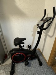 Heimtrainer / Fitnessrad – neuwertig, kaum benutzt