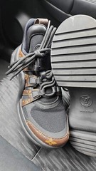 Women Louis Vuitton LV Archlight Trainer