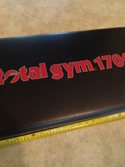 Total Gym 1700 Club Chuck Norris Universal Home Exercise Machine Pad Bench