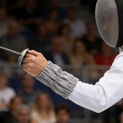 Fencing Sleeves Protective Breathable Equipment Arm Guard for Sabre