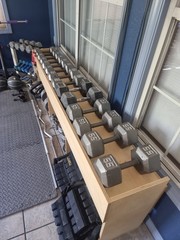 FITNESS EQUIPMENT 1 Complete home gym, everything in photos, look at write up