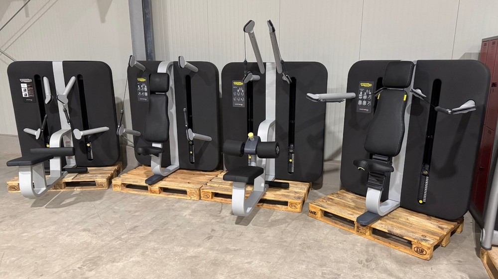 4 Piece TECHNOGYM KINESIS Station Strength Training Circle Gym Gym