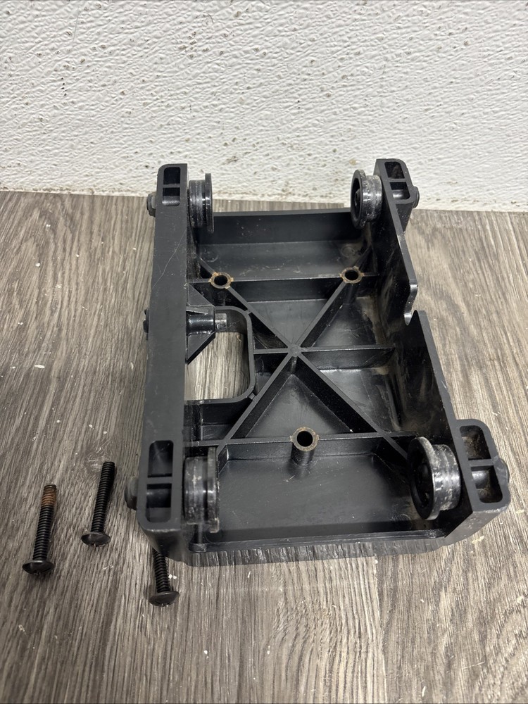 Bowflex Power Pro, XTL Rowing Bracket Trolly. Mounting And Screws #K4