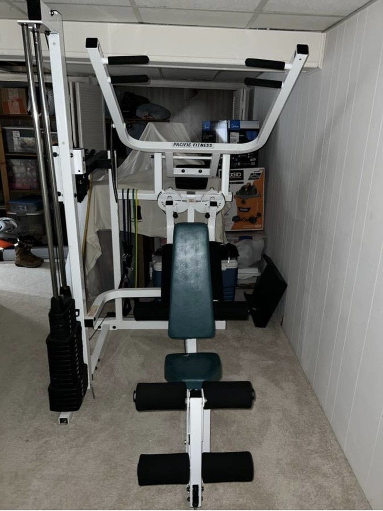 Pacific Fitness Del Mar multi station home gym ***