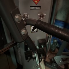 Hoist Fitness 2200 Home Gym Weight Machine in Kansas City