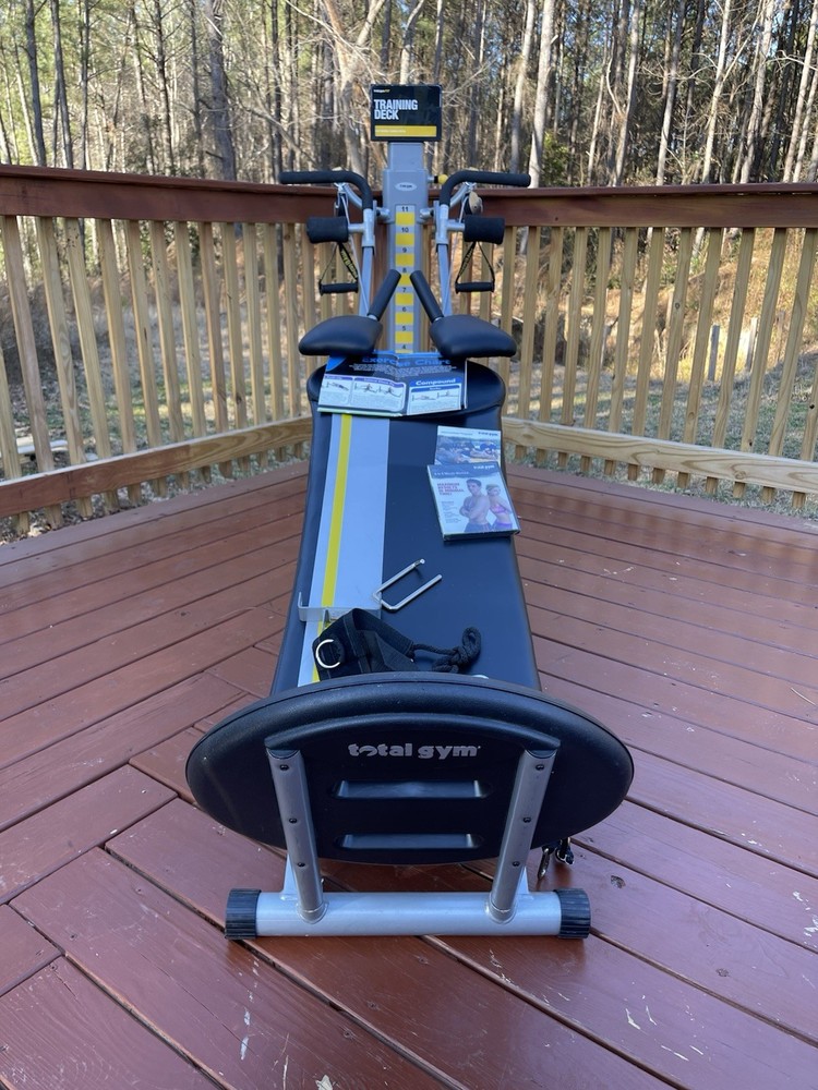 Total Gym FIT W/Wing Bars, DVDS, Ab Crunch, Squat Stand, Training Deck!