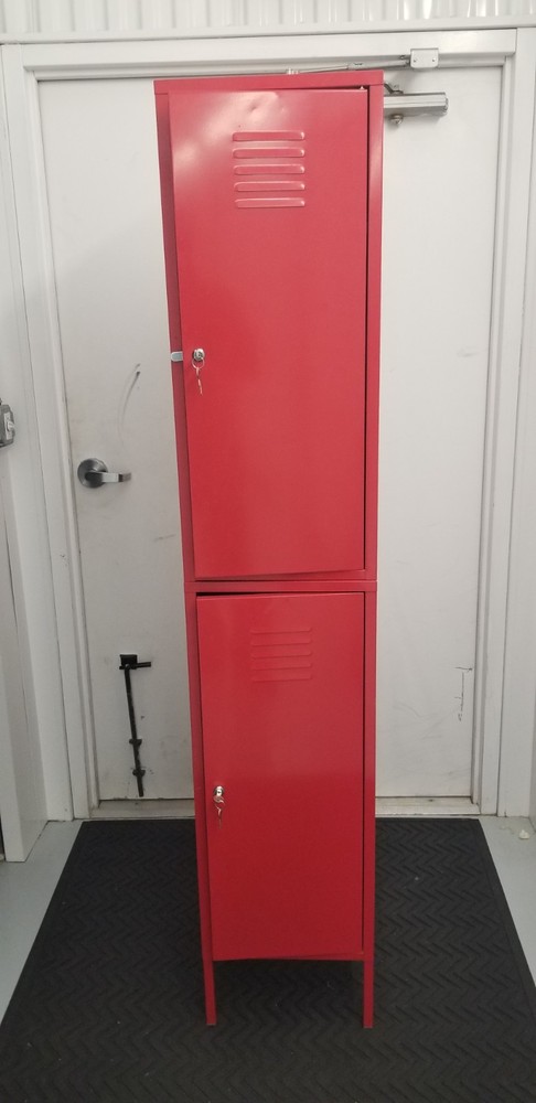 VINTAGE 1999 IKEA PS DISCONTINUED METAL STORAGE -GYM LOCKER RED KEY LOCKABLE