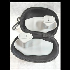 2 pcs workout grips for weight lifting anti slip with black case